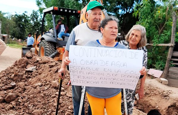 Reinicia Junta de Agua construcción de red en colonia antorchista