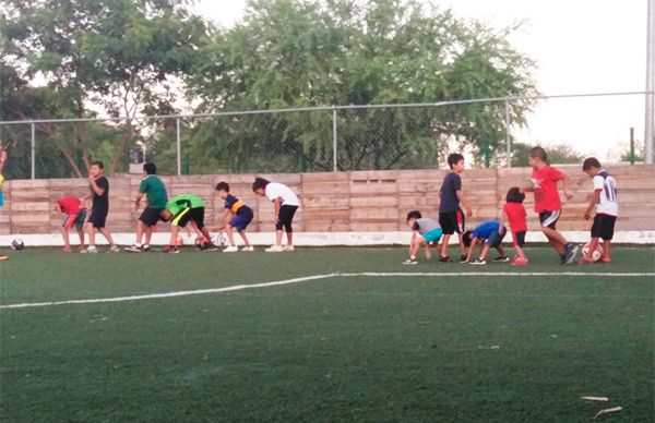 Inician actividades escuelas de fútbol infantil de Antorcha