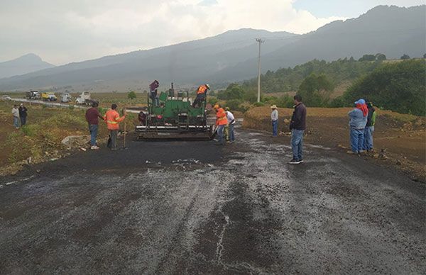 A punto de culminar pavimentación en la comunidad indígena de Comachuén