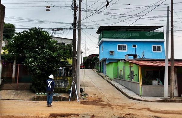 Logra Antorcha renovación de red eléctrica en Tuxtepec