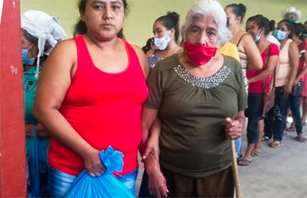 Logran apoyos alimentarios para familias de Cuautitlán de García Barragán