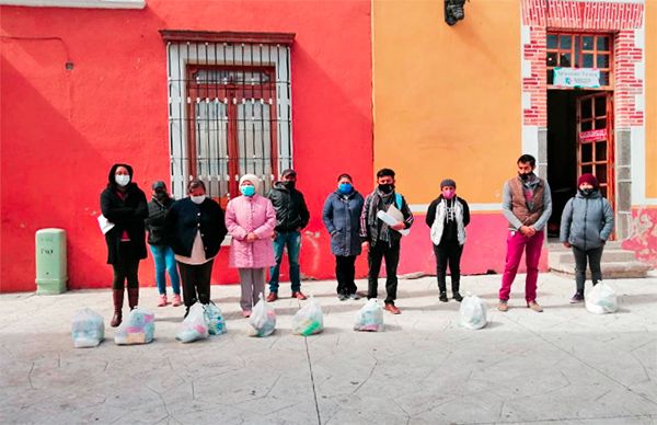 Colonos reciben despensa ante la contingencia sanitaria