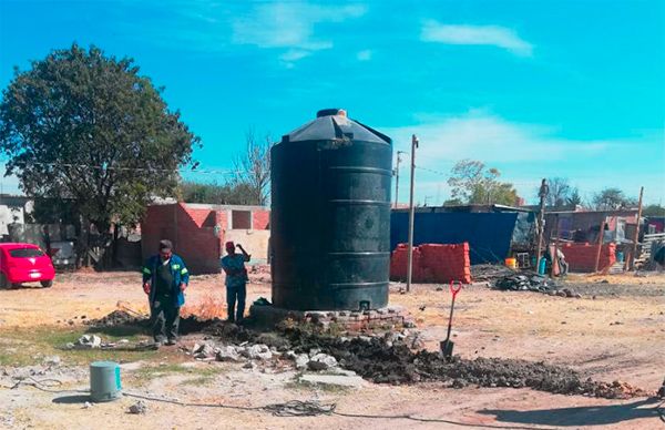 Logran tomas de agua potable para colonia antorchista