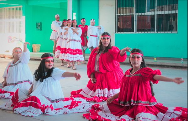 Continúan jóvenes de Trancoso preparación para Espartaqueada Cultural