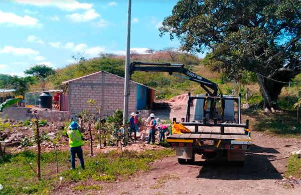 Colonia Lomas del Pedregal tiene energía eléctrica