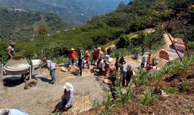 Concluye Ayuntamiento de Huitzilan pavimentación en San Miguel del Progreso