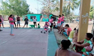 Celebran antorchistas reunión de estudios sociales en municipios de Oaxaca