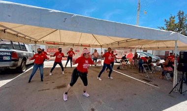 Comerciantes charquenses van con Yesenia Berenice