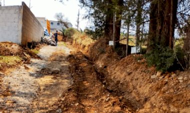 Se unen y organizan para mejorar su calle en Nicolás Romero