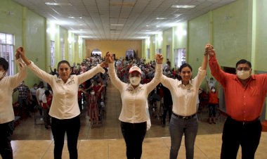 Rodeada de alegría y entusiasmo, Janeth García avanza hacia la victoria