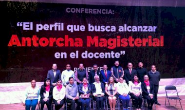 Antorcha Magisterial de Colima, por un nuevo modelo educativo