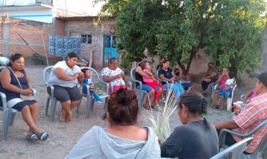 Van colonos de la Contlalco por la construcción de puente peatonal