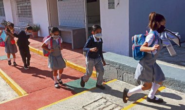 Piden en Nuevo León regreso seguro a clases 