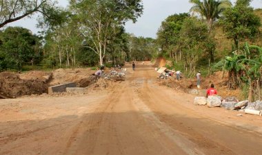 Istmeños van a protesta contra Gobierno de Oaxaca; demandan caminos