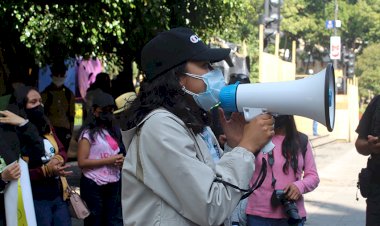 ¡Exigen vacunas para los estudiantes!