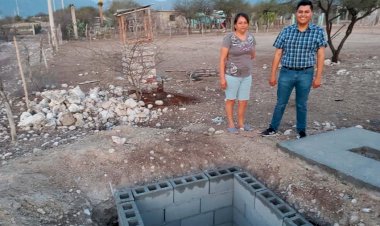 Inicia entrega y construcción de letrinas para familias de Jaumave