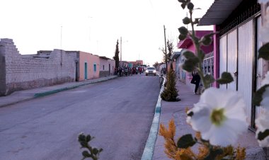 Ayuntamiento antorchista pavimentó la calle El Arete en Salitral, Villa de Ramos