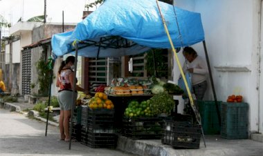 50 por ciento de las mujeres quintanarroenses laboran en el comercio informal