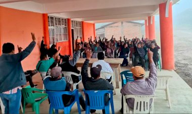 Acuerdan en asamblea rehabilitar escuela y caminos en Escalerilla Lagunas