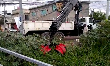 Antorcha logra maquinaria para sanear canal de La Ciénega, en Tláhuac