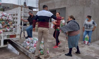 En Aguascalientes, familias de colonias humildes reciben apoyo alimenticio