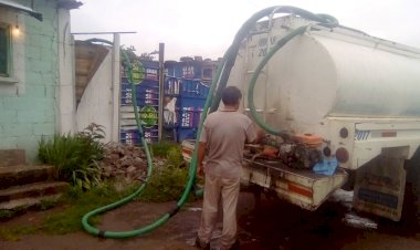 Ante falta de agua potable en La Paz, Antorcha los dota del vital líquido