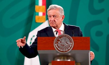 AMLO se opone a vacunación de 13 millones de adolescentes