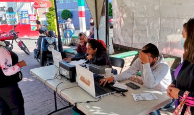 Con el fin de apoyar al municipio, colonos pagan su agua potable