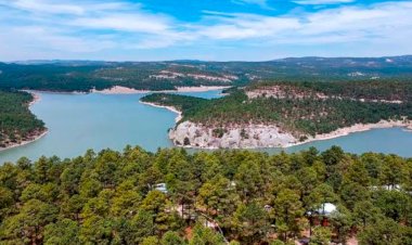 Entre pinos y un aroma a madera mojada, San Juanito, un potencial para el turismo