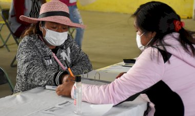 Entrega Ocoyucan apoyo alimentario