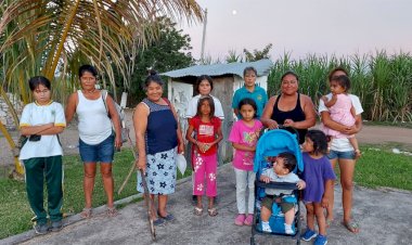 8 baños colectivos para más de 150 familias