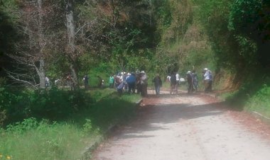 Continúan Antorchistas embellecimiento de Ocopetatillo