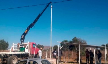 Tras evasión gubernamental, antorchistas compran equipo hidráulico para pozo 