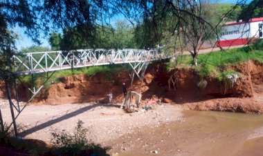 Alertan, otra vez, sobre peligro en puente peatonal de Hermosillo