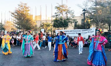 “El verdadero dueño de las creaciones artísticas es el pueblo”: Compañía “Tesoro de los Cuentos”