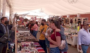 Concluye exitosamente el Tianguis Artesanal organizado por Antorcha