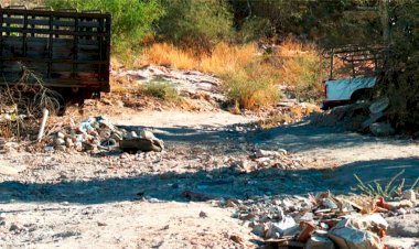 Calles escabrosas de la col. Olachea dificultan el andar y la vida: vecinos inconformes