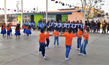 Celebran aniversario en escuela “Wenceslao Victoria Soto”