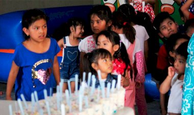 Antorcha festeja a “pequeñines” en la capital oaxaqueña