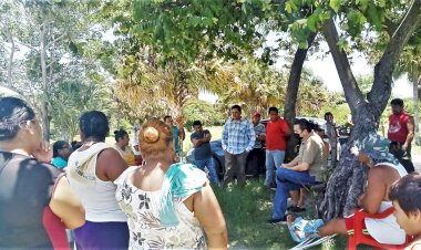 Ayuntamiento de Carmen visita colonia La Antorcha