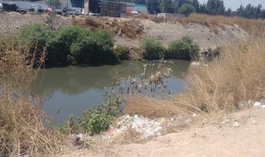 Chimalhuacanos exigen limpieza de Río de la Compañía