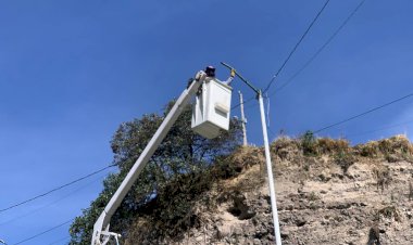 Antorchistas poblanos logran electricidad en comunidades