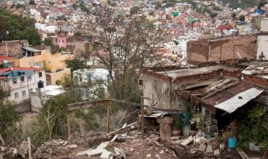 Falta la real Independencia de los pobres de México