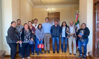 Funcionarios de Aguascalientes atienden a comisión antorchista