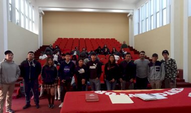 Antorcha tiene un plan educativo formador y escuelas que promueven progreso