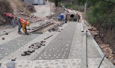 Antorchistas de Tolimán logran mejor imagen urbana para comunidad