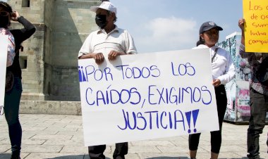 Antorchistas de Oaxaca protestan por asesinato de activistas en Guerrero