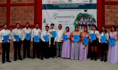 Otra generación de egresados del Telebachillerato “Rafael Ramírez Castañeda”