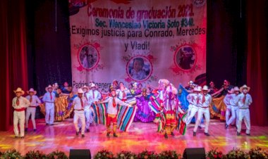 Secundaria Wenceslao Victoria Soto celebra clausura escolar