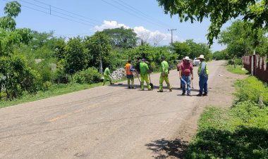 Inicia remodelación de carretera a Piscila